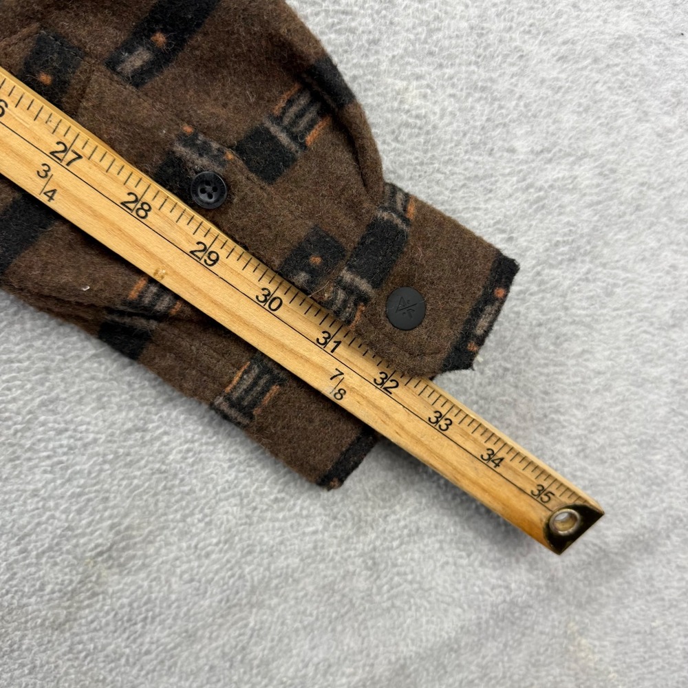 Roark Flannel Shirt Jacket Men Small Brown Aztec‎ Tribal Striped Wool Blend NEW - Picture 9 of 10